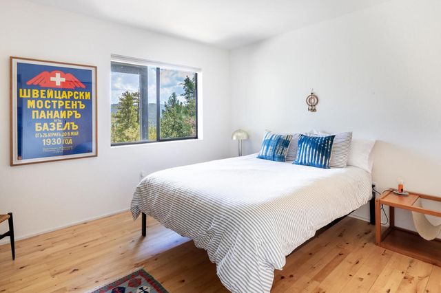 23916 Hwy 243, Idyllwild, CA 92549