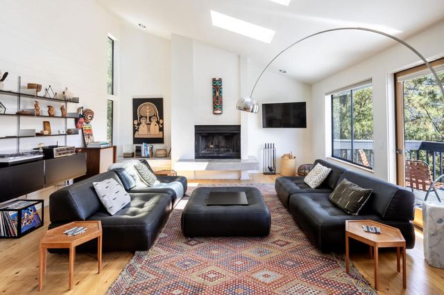 23916 Hwy 243, Idyllwild, CA 92549