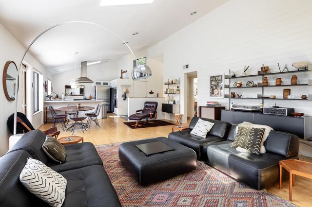 23916 Hwy 243, Idyllwild, CA 92549