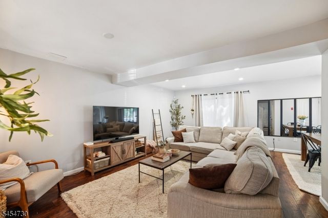 355 Tebe Pl, Union Twp., NJ 07088
