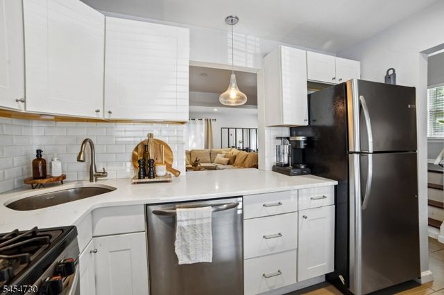 355 Tebe Pl, Union Twp., NJ 07088