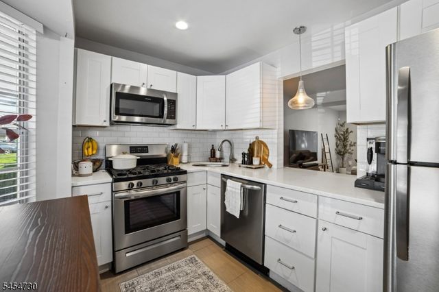 355 Tebe Pl, Union Twp., NJ 07088