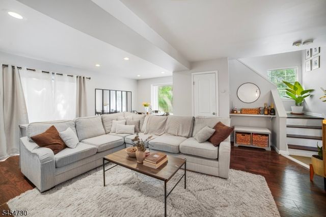 355 Tebe Pl, Union Twp., NJ 07088
