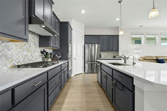 916 Leaning Oak LN, Georgetown, TX 78628