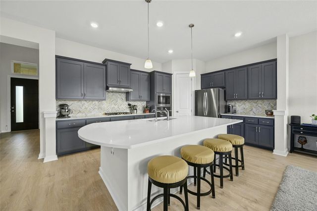 916 Leaning Oak LN, Georgetown, TX 78628