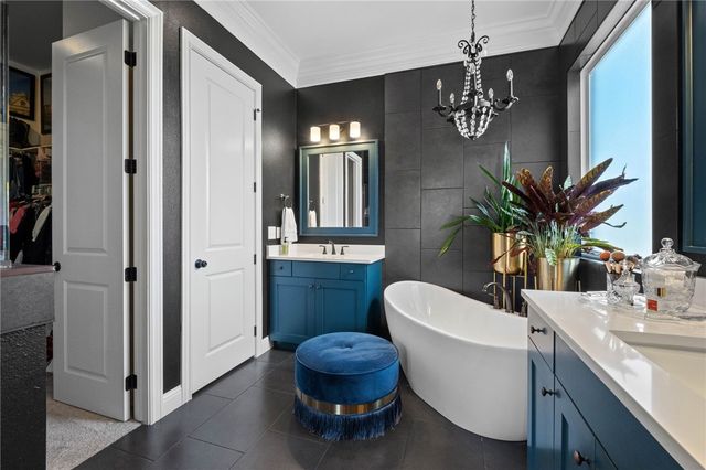 202 Torrance Drive, Cave Springs, AR 72718