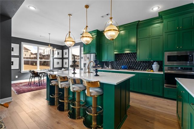 202 Torrance Drive, Cave Springs, AR 72718