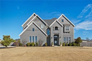 202 Torrance Drive, Cave Springs, AR 72718