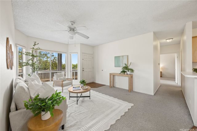 94-1255 Lumikula Street 6A, Waipahu, HI 96797