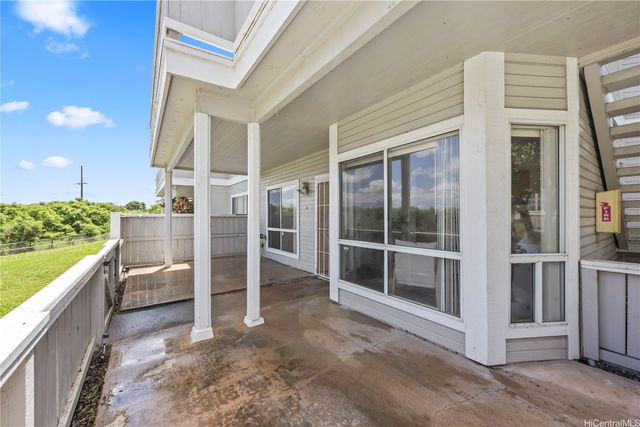 94-1255 Lumikula Street 6A, Waipahu, HI 96797