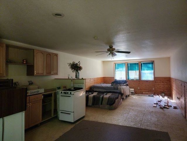 3143 Forest Road, Harrison, MI 48625