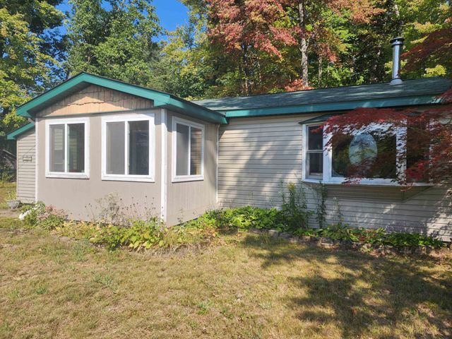 3143 Forest Road, Harrison, MI 48625