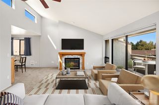 6652 Parkpoint Way NE #D-311, Seattle, WA 98115