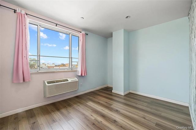 10607 Northern Boulevard 5B, Corona, NY 11368