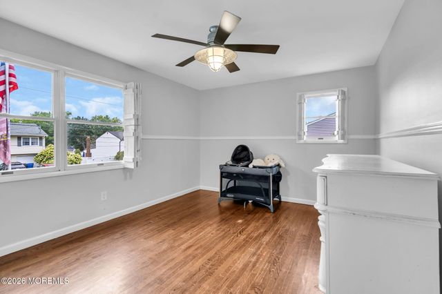 6 Volt Place, Middletown, NJ 07748