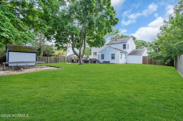 6 Volt Place, Middletown, NJ 07748