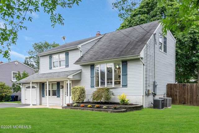 6 Volt Place, Middletown, NJ 07748