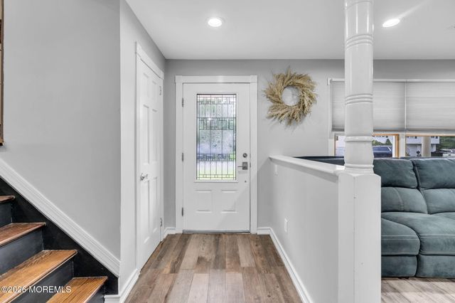 6 Volt Place, Middletown, NJ 07748