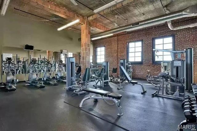 1520 Washington Avenue R616, St Louis, MO 63103