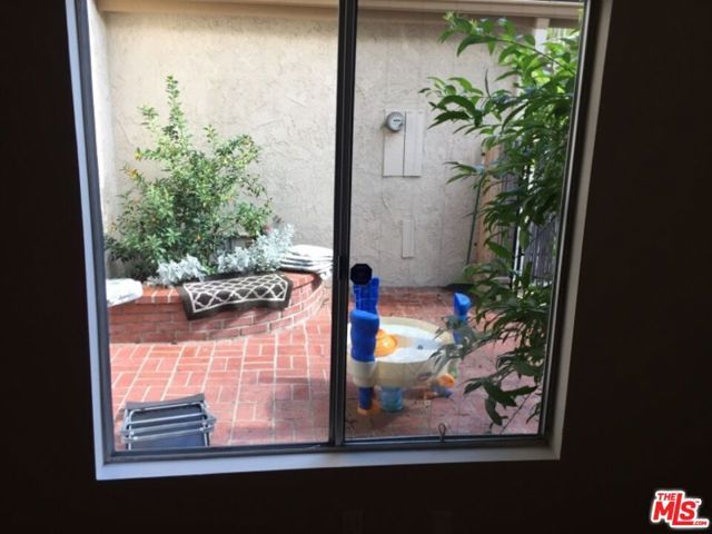 1408 Valley View Road 2, Glendale, CA 91202