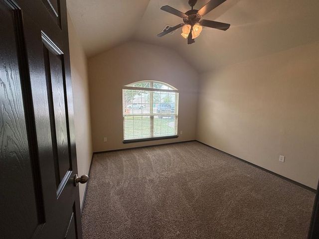 19132 Cottonwood Court, Edmond, OK 73012