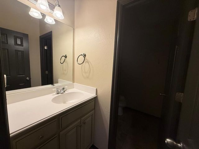 19132 Cottonwood Court, Edmond, OK 73012