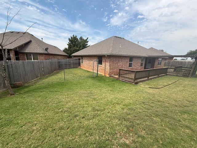 19132 Cottonwood Court, Edmond, OK 73012