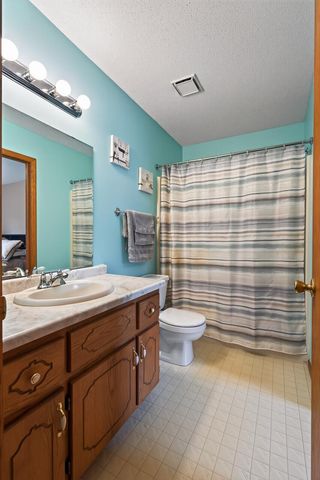 6043 Kalland Drive NE, Albertville, MN 55301