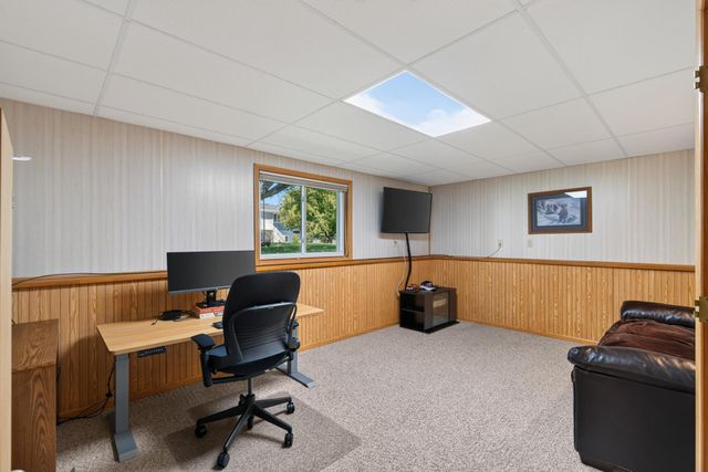 6043 Kalland Drive NE, Albertville, MN 55301