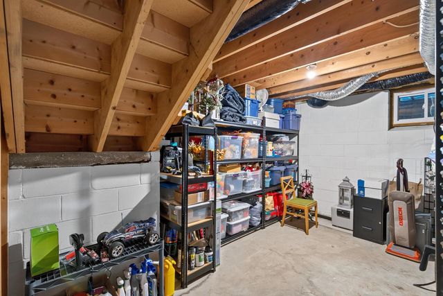 6043 Kalland Drive NE, Albertville, MN 55301