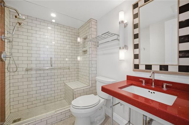 2830 Shore Dr Apt 704, Virginia Beach, VA 23451