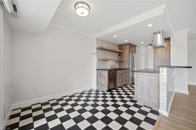 2830 Shore Dr Apt 704, Virginia Beach, VA 23451