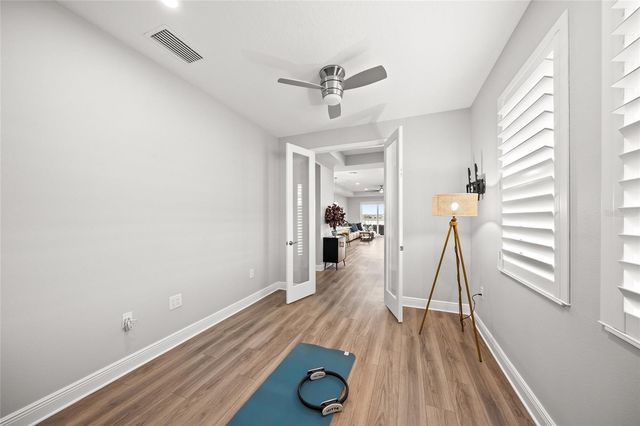 997 CROSSWIND AVENUE, Sarasota, FL 34240