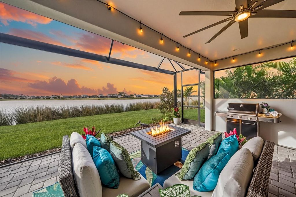 997 CROSSWIND AVENUE, Sarasota, FL 34240