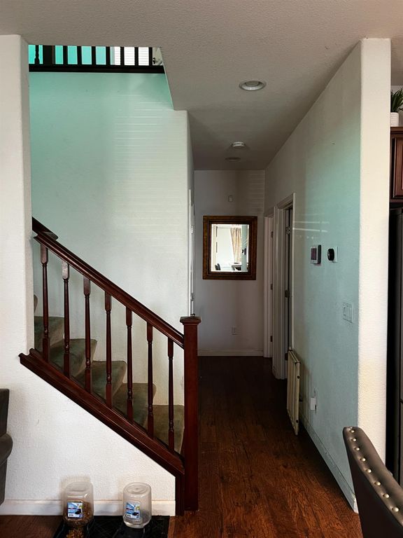 Image 15 of property listing at 4016 Neapolis Lane, Sacramento, CA 95834