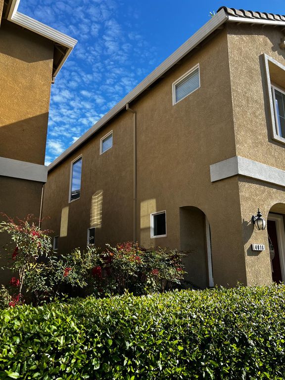 Image 2 of property listing at 4016 Neapolis Lane, Sacramento, CA 95834