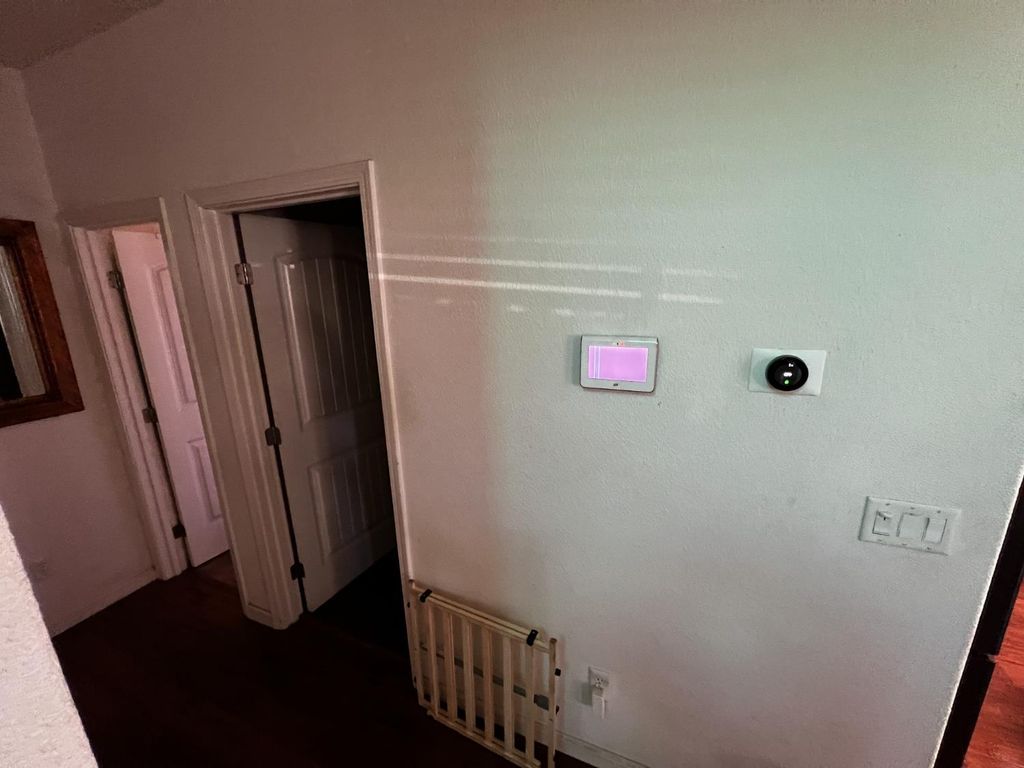 Image 21 of property listing at 4016 Neapolis Lane, Sacramento, CA 95834