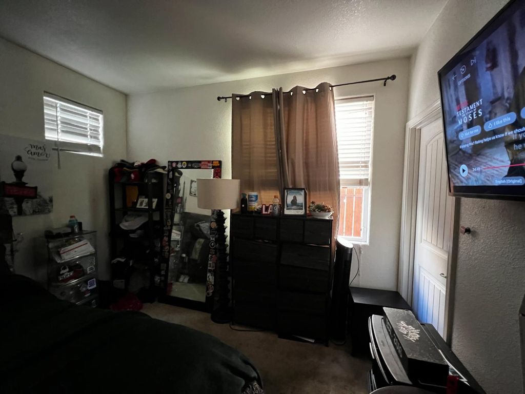 Image 25 of property listing at 4016 Neapolis Lane, Sacramento, CA 95834