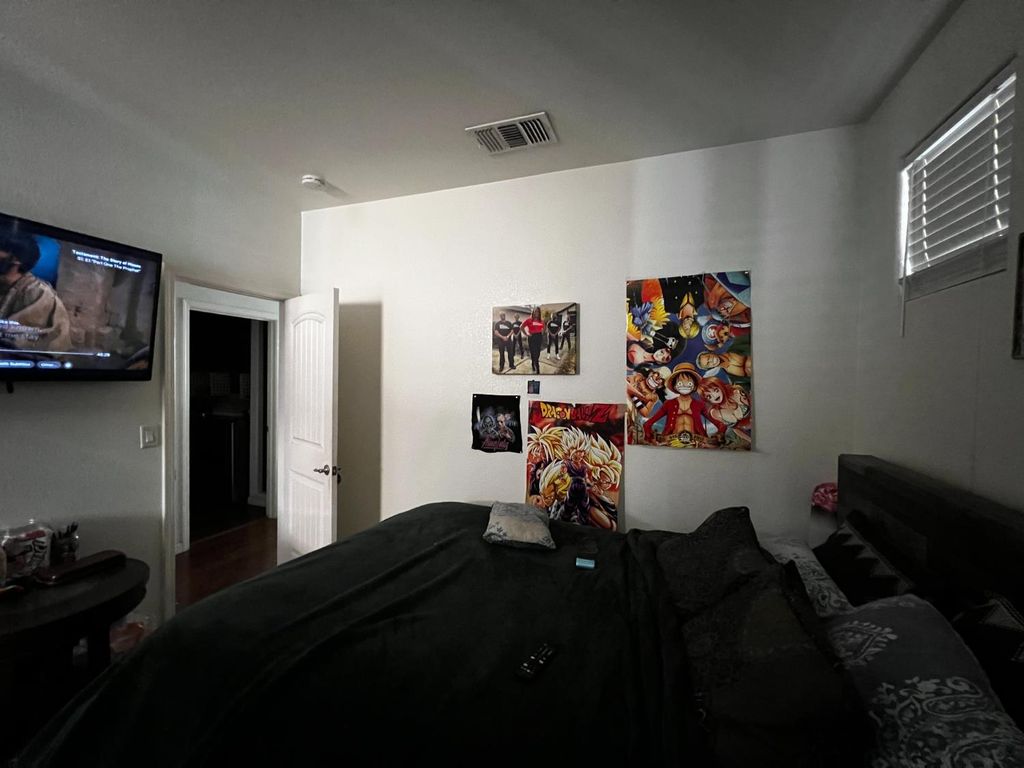 Image 27 of property listing at 4016 Neapolis Lane, Sacramento, CA 95834