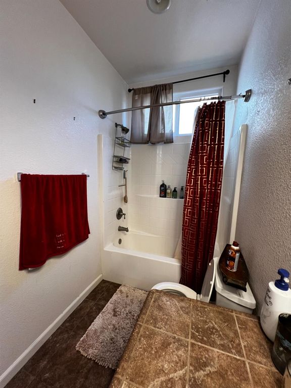 Image 33 of property listing at 4016 Neapolis Lane, Sacramento, CA 95834