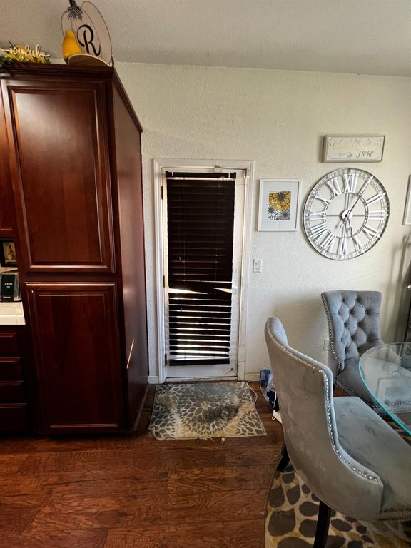 Image 40 of property listing at 4016 Neapolis Lane, Sacramento, CA 95834