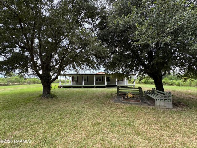 395 Heard Sylvester Road, Washington, LA 70589
