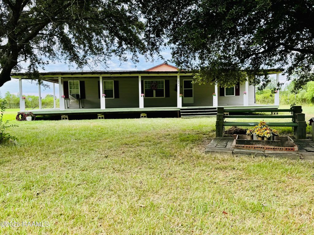 395 Heard Sylvester Road, Washington, LA 70589