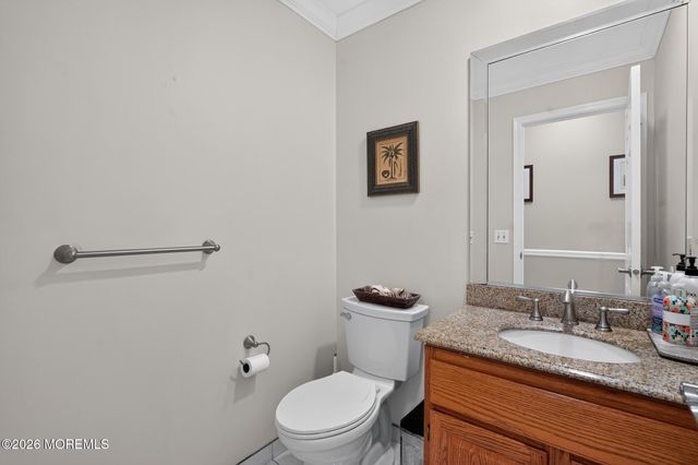 8 Rose Court, Marlboro, NJ 07746