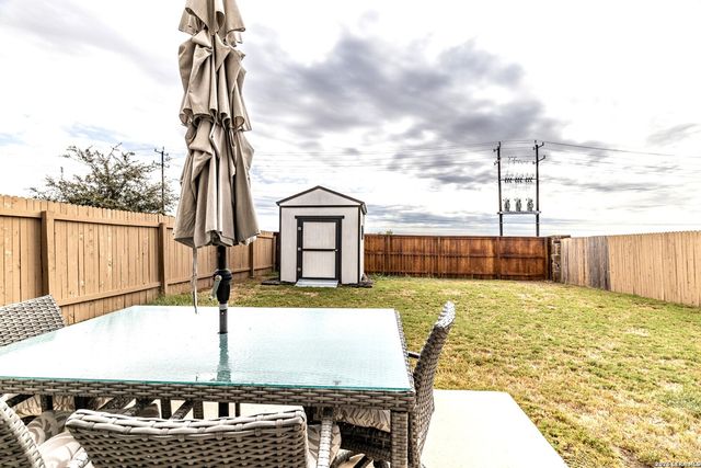 13528 LUNAR LGT, St Hedwig, TX 78152