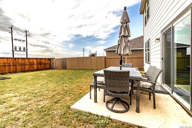 13528 LUNAR LGT, St Hedwig, TX 78152