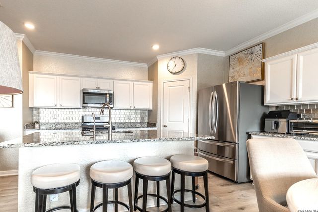 13528 LUNAR LGT, St Hedwig, TX 78152