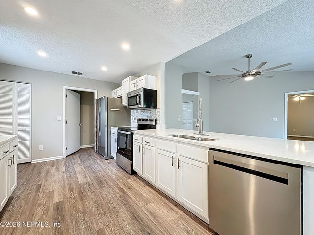 1732 MORNINGSIDE Drive, Middleburg, FL 32068