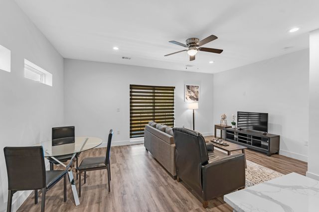 162 S Cisco Street, Dallas, TX 75246