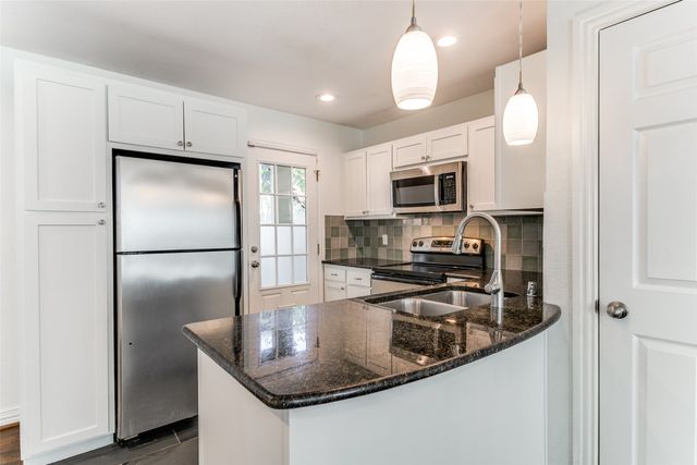 4736 Bradford Drive C, Dallas, TX 75219